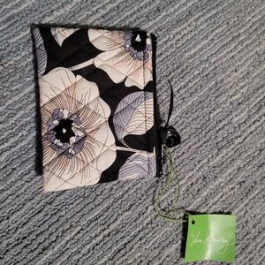 Vera Bradley coin purse. Brand new with tags. Smoke free home